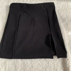 Forever 21 black skirt